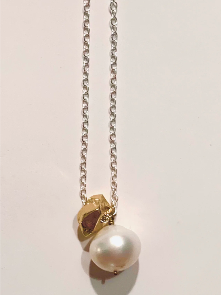 *HERKIMER PEARL*